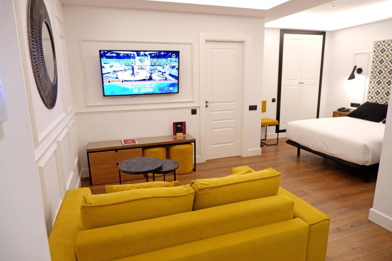 Hotel Colon Plaza Valladolid Extérieur photo