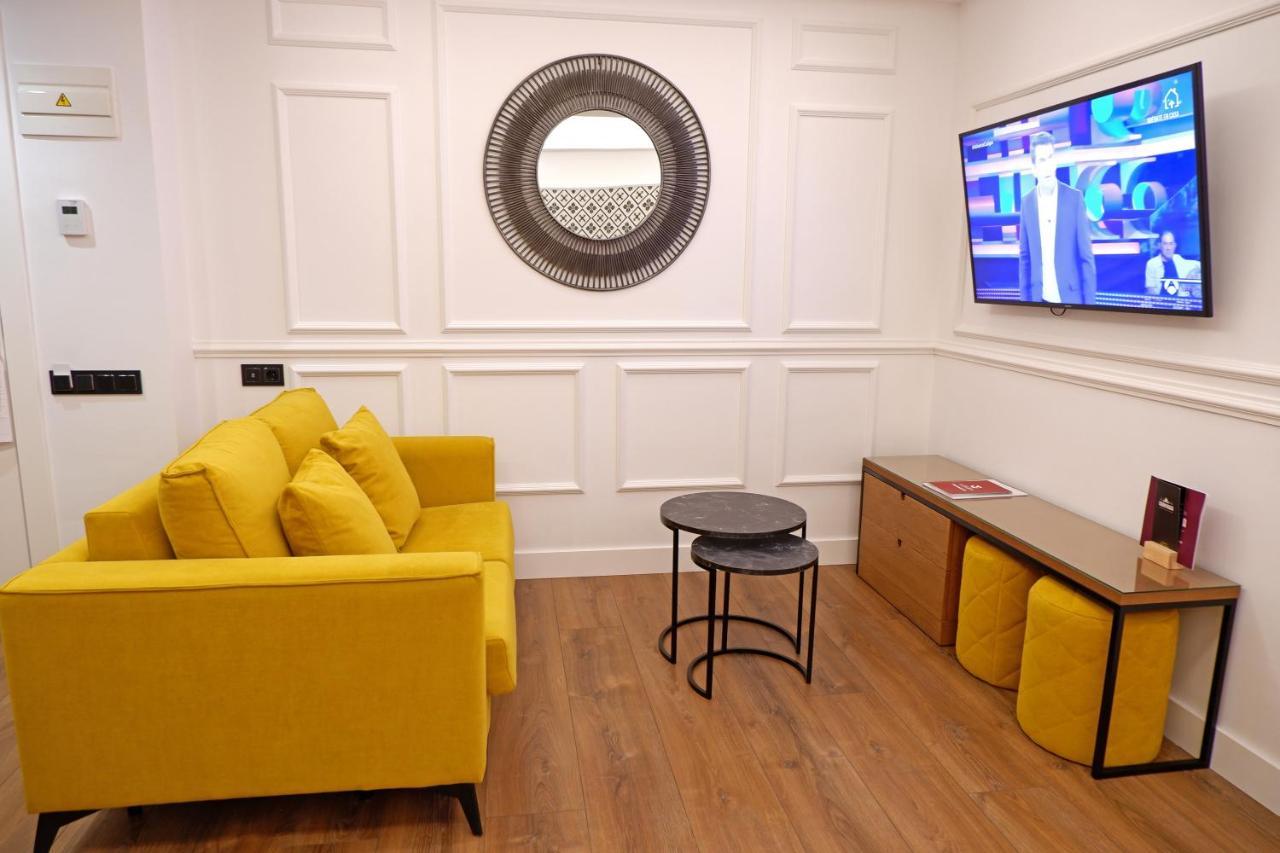 Hotel Colon Plaza Valladolid Extérieur photo