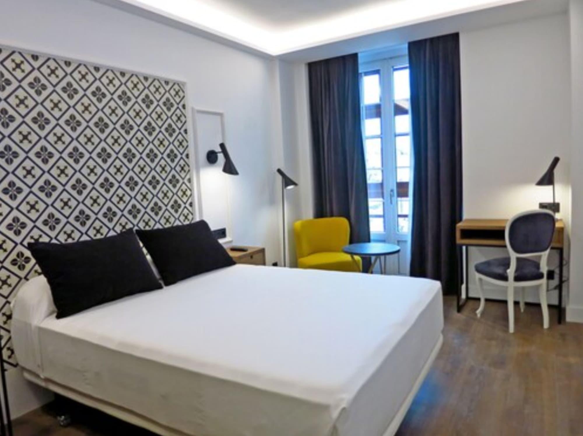 Hotel Colon Plaza Valladolid Extérieur photo