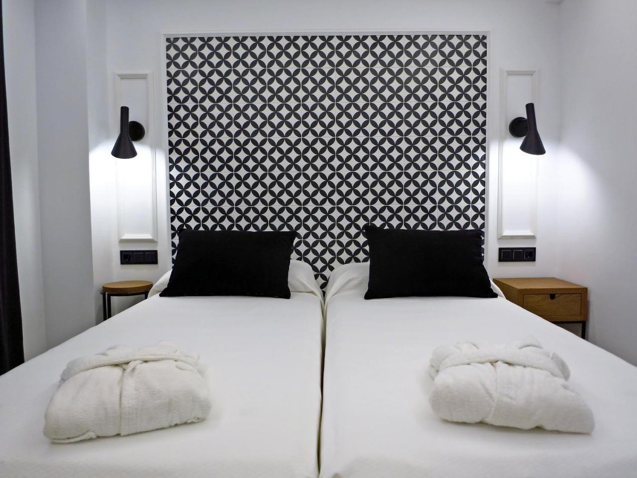 Hotel Colon Plaza Valladolid Extérieur photo